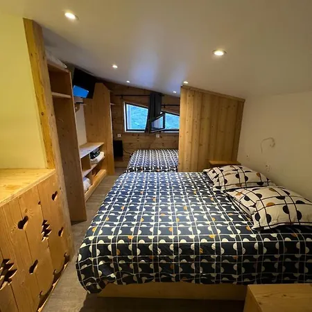 8 Personnes Aux Pieds Des Pistes Val Thorens