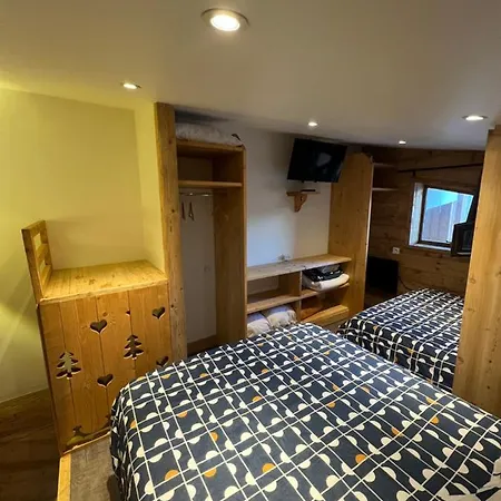 8 Personnes Aux Pieds Des Pistes Apartament